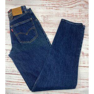 NWT ~ Levi's Premium 70s High Slim Straight Jean Size 24/31